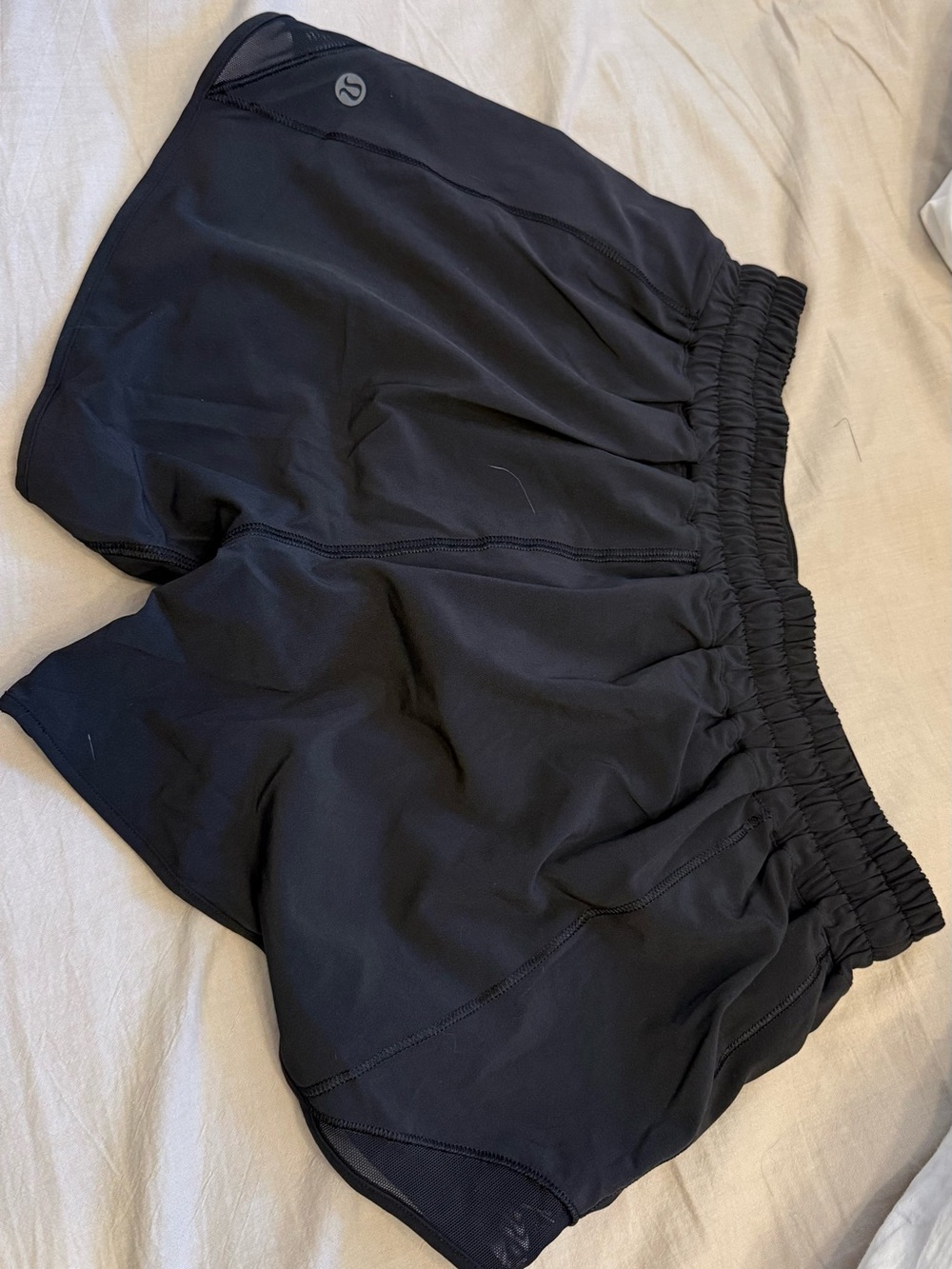Lululemon Track That Low Rise 2.5” - Picture 2 of 2